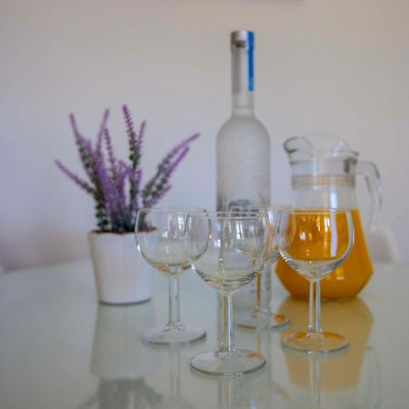 Apartment Laura Трогир Екстериор снимка